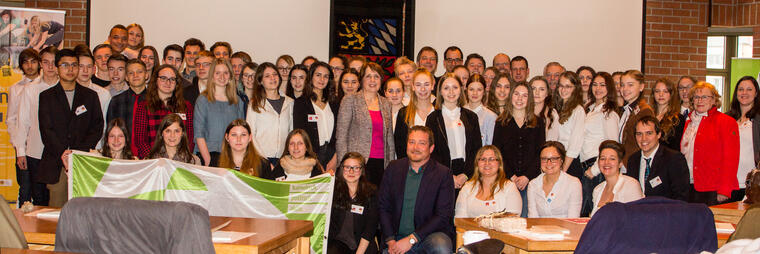 Gruppenbild mit allen Beteiligten 